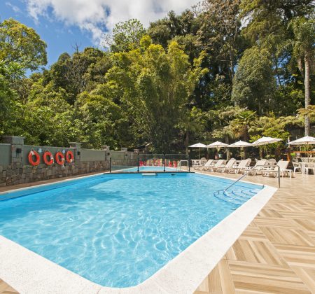 Piscina infantil externa aquecida em Gramado